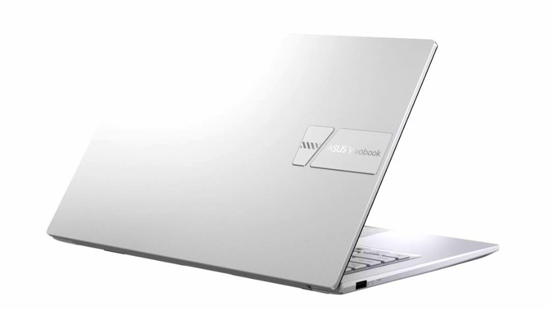 Home 8 ASUS Vivobook 15 Review – Best Budget Laptop का सच!