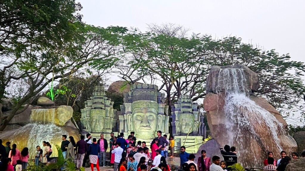 Shilparamam Art & Crafts Village Hyderabad – इतिहास, टिकट मूल्य, समय, हस्तशिल्प, उत्सव और संपूर्ण मार्गदर्शिका